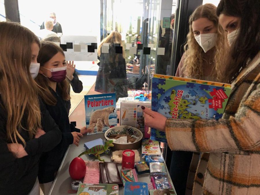 Spenden Flohmarkt der GGS und OPS - 2