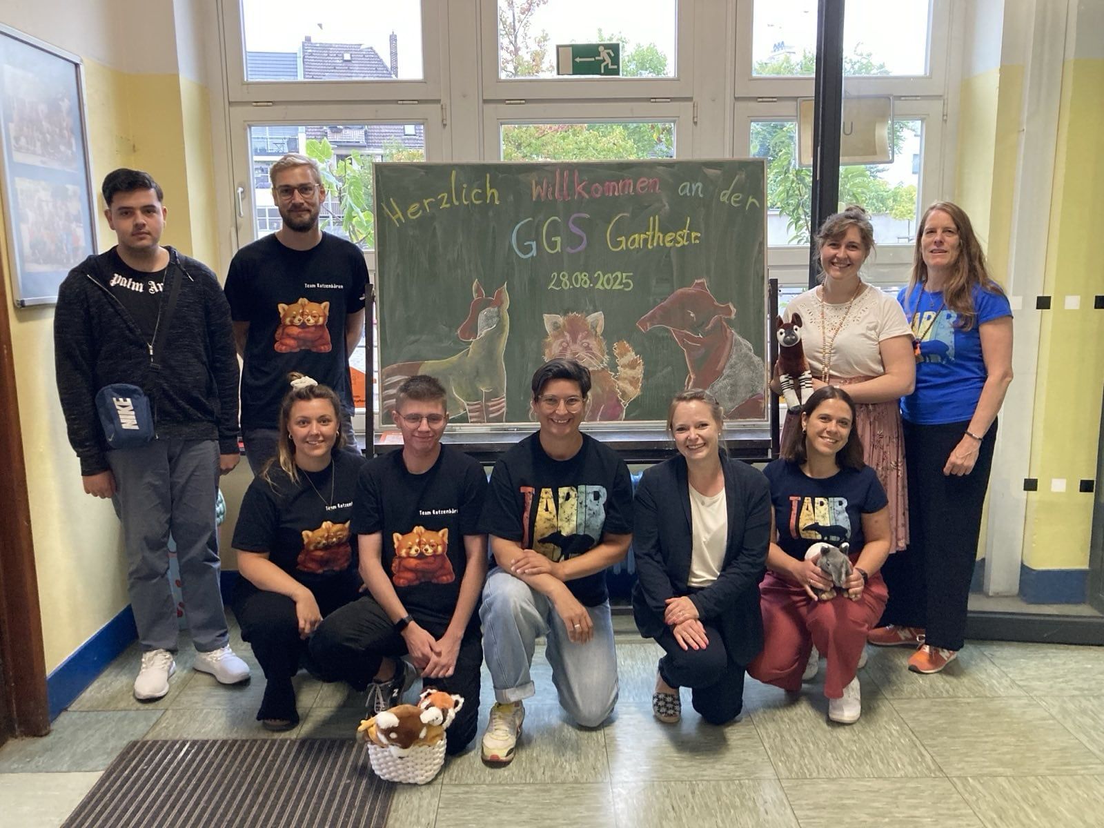 Lehrpersonen und Gruppenleitung der neuen Klassen
