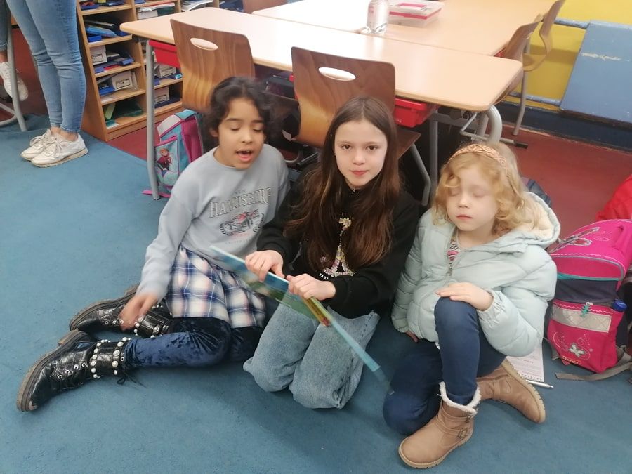 Salamander und Pinguine lesen gemeinsam Märchen - 6