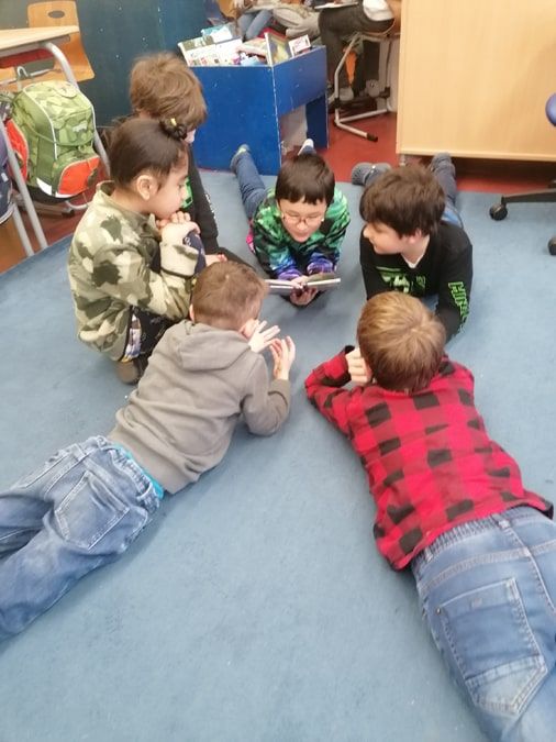 Salamander und Pinguine lesen gemeinsam Märchen - 8