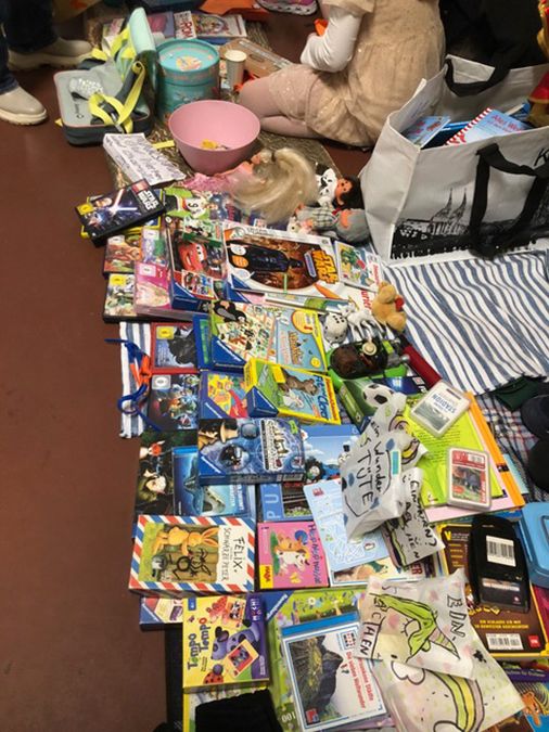 Spenden Flohmarkt der GGS und OPS - 1