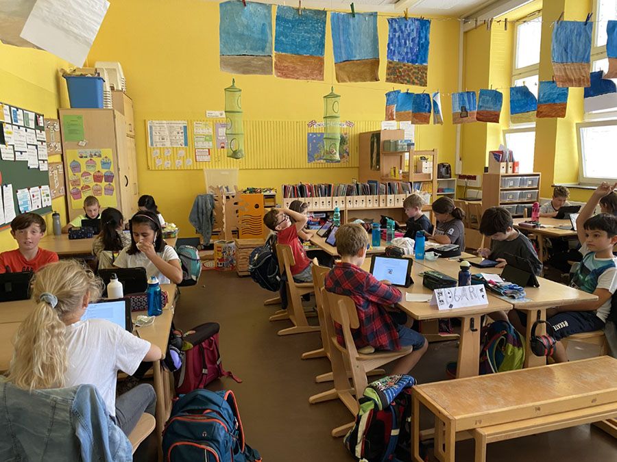 Jetzt noch digitaler: Über 60 neue iPads für die GGS Garthestraße - 3