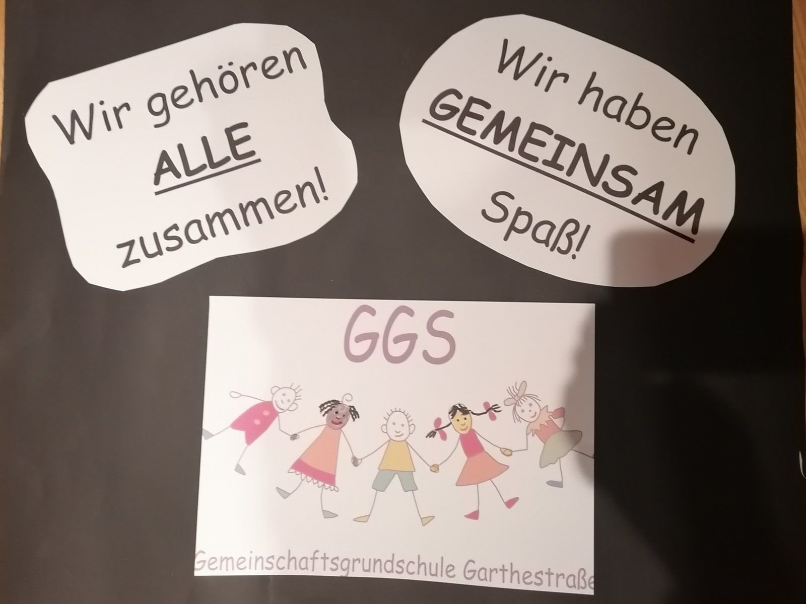 15 vor 12 - 4